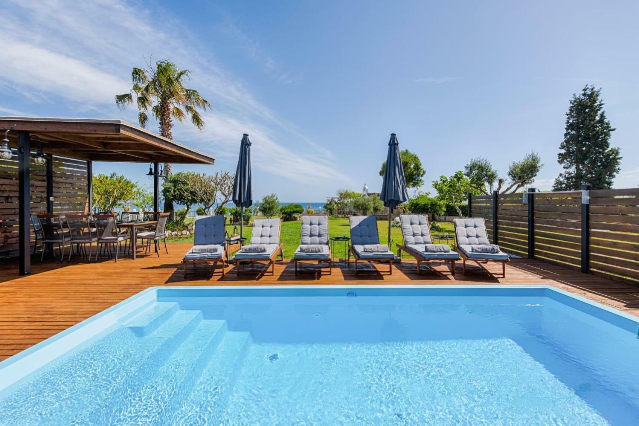 Nastazia Luxury Beach House イアリソス エクステリア 写真